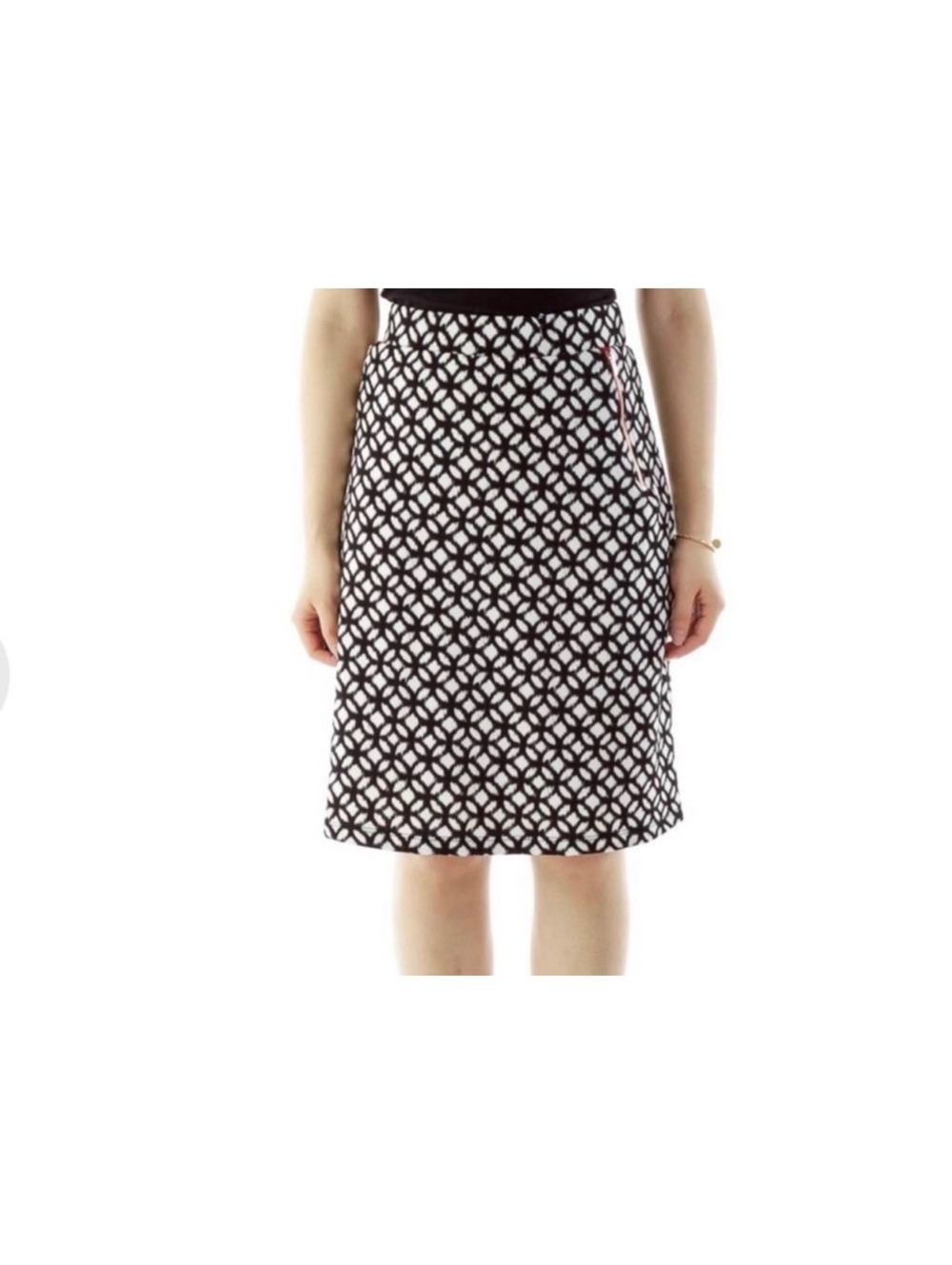 Le Lis Black and White Patterned Skirt with Red Zipper Detail